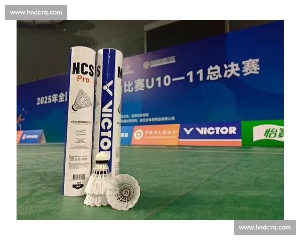 威克多黄金利爪 + 新碳音 PRO：双旗舰重构羽球装备新标杆