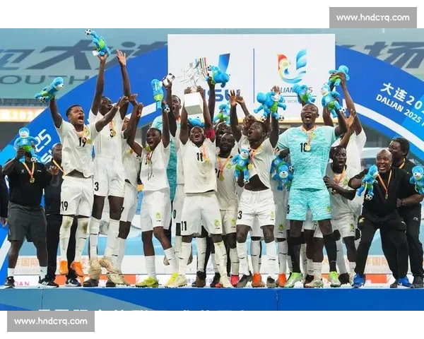 巴西队与加纳队激战正酣 谁能在这场国际友谊赛中脱颖而出 巴西队与加纳队激战正酣 谁能在这场国际友谊赛中脱颖而出