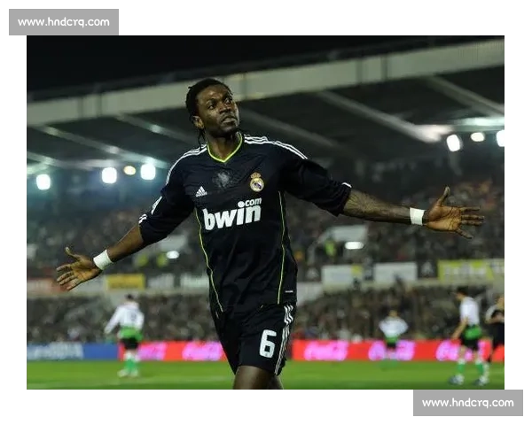 皇马对阵桑坦德竞技强强对话焦点之战前瞻与看点分析全景 皇马对阵桑坦德竞技强强对话焦点之战前瞻与看点分析全景